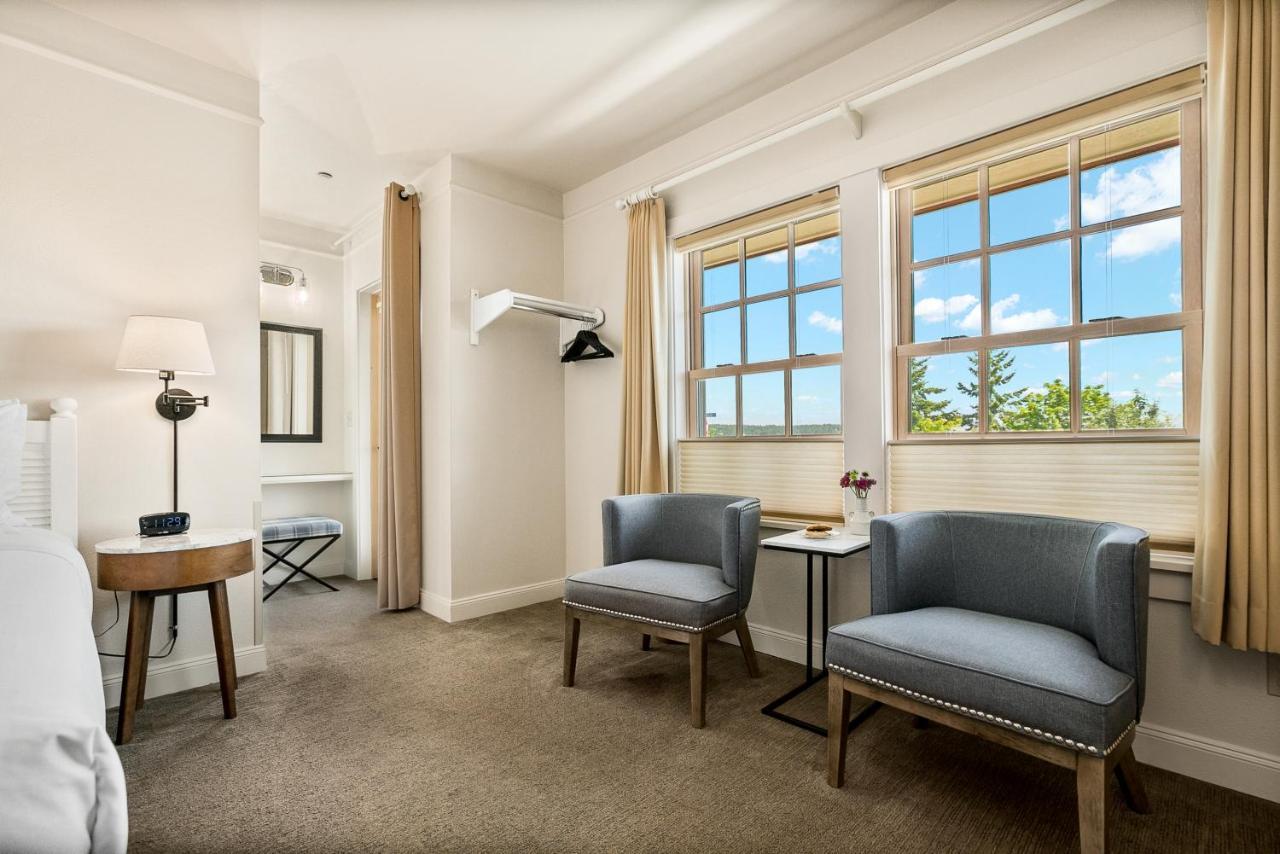 Saratoga Inn Langley Eksteriør bilde