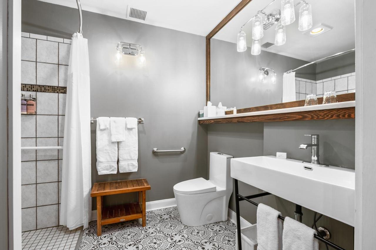 Saratoga Inn Langley Eksteriør bilde